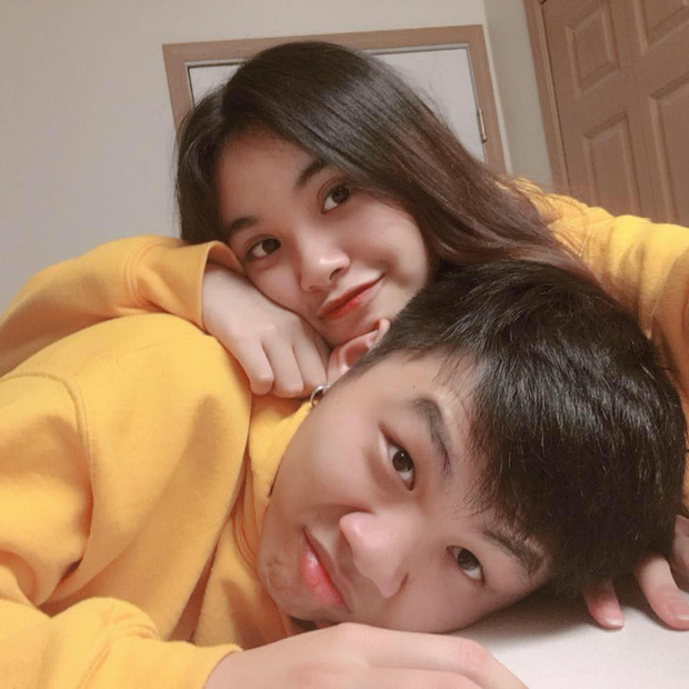 Netizen tò mò về gu kiếm bồ mới của cặp đôi nổi tiếng với loạt Vlog trên ô tô sau chia tay, câu trả lời trái ngược của cả hai gây chú ý Netizen tò mò về gu kiếm bồ mới của cặp đôi nổi tiếng với loạt Vlog trên ô tô sau chia tay, câu trả lời trái ngược của cả hai gây chú ý