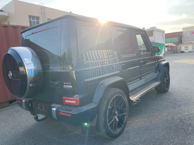 Khui công Mercedes-AMG G 63 MBS đầu tiên cho đại gia Việt chơi Tết: Giá gần 13 tỷ, màu độc, ghế thương gia, thêm chi tiết như Rolls-Royce - 2 Khui công Mercedes-AMG G 63 MBS đầu tiên cho đại gia Việt chơi Tết: Giá gần 13 tỷ, màu độc, ghế thương gia, thêm chi tiết như Rolls-Royce - 2