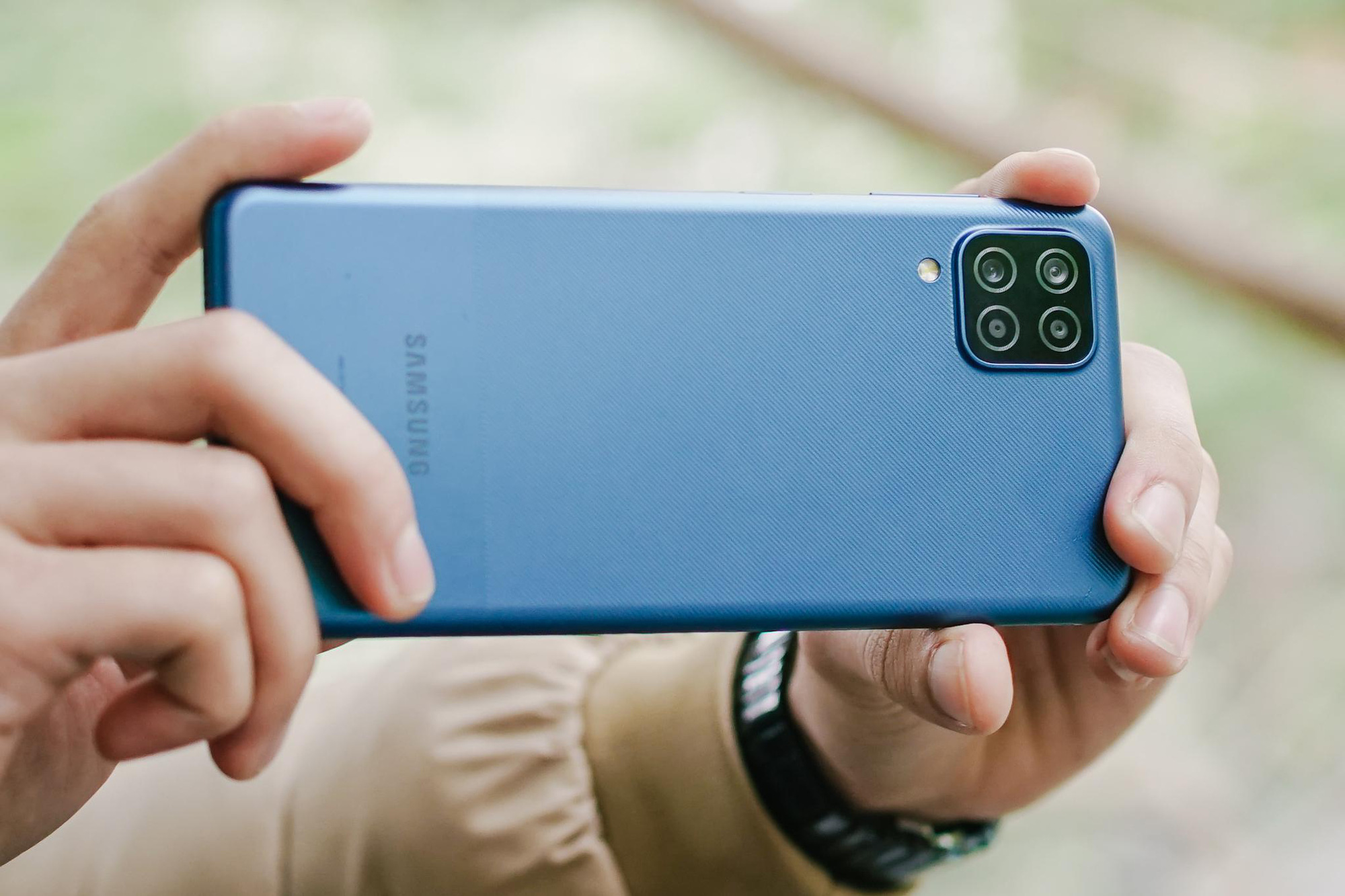 Galaxy A12 xứng danh 'kẻ đa tài', làm gì cũng tỏ ra lợi hại - 4 Galaxy A12 xứng danh 'kẻ đa tài', làm gì cũng tỏ ra lợi hại - 4
