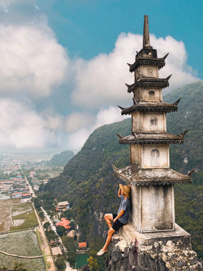 Nam du khách trượt chân rơi xuống khe đá khi chụp ảnh tại 'mỏm đá tử thần' kể lại giây phút thoát chết thần kỳ - 2