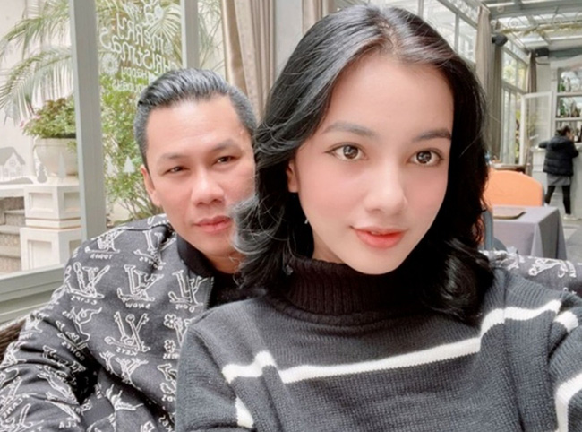 Chồng cũ Lệ Quyên tự nhận là 'trai ế', bạn thân lập tức vào 'bóc phốt': 'Ai cũng ế trừ bác' - 2 Chồng cũ Lệ Quyên tự nhận là 'trai ế', bạn thân lập tức vào 'bóc phốt': 'Ai cũng ế trừ bác' - 2