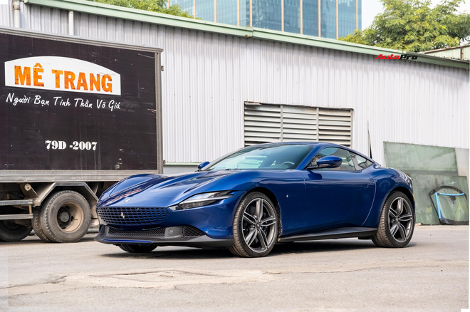 Soi chi tiết Ferrari Roma đầu tiên Việt Nam: Siêu xe 4 chỗ với thiết kế lạ mắt, nội thất còn gây bất ngờ hơn - 21 Soi chi tiết Ferrari Roma đầu tiên Việt Nam: Siêu xe 4 chỗ với thiết kế lạ mắt, nội thất còn gây bất ngờ hơn - 21