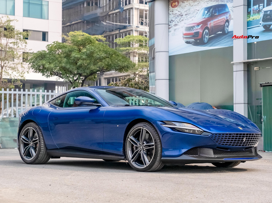 Soi chi tiết Ferrari Roma đầu tiên Việt Nam: Siêu xe 4 chỗ với thiết kế lạ mắt, nội thất còn gây bất ngờ hơn Soi chi tiết Ferrari Roma đầu tiên Việt Nam: Siêu xe 4 chỗ với thiết kế lạ mắt, nội thất còn gây bất ngờ hơn