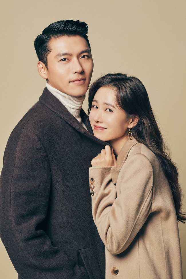 Động thái mới nhất của Son Ye Jin sau sinh nhật đầu tiên bên Hyun Bin: 'Tôi thấy bản thân vô cùng may mắn' - 2 Động thái mới nhất của Son Ye Jin sau sinh nhật đầu tiên bên Hyun Bin: 'Tôi thấy bản thân vô cùng may mắn' - 2