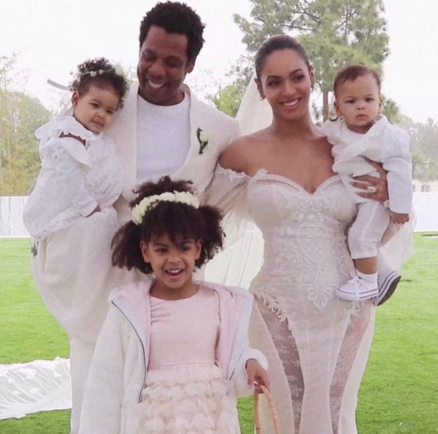 Minh Hằng khoe dáng nuột trong chiếc váy 350 triệu, ai ngờ đó chính là váy cưới của Beyoncé - 3 Minh Hằng khoe dáng nuột trong chiếc váy 350 triệu, ai ngờ đó chính là váy cưới của Beyoncé - 3