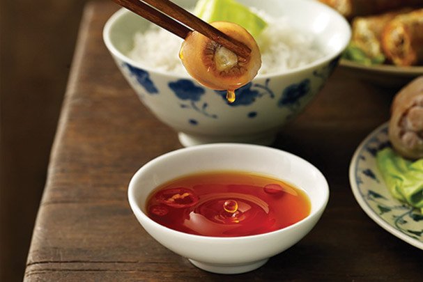 4 sai lầm tai hại khi dùng nước mắm 4 sai lầm tai hại khi dùng nước mắm