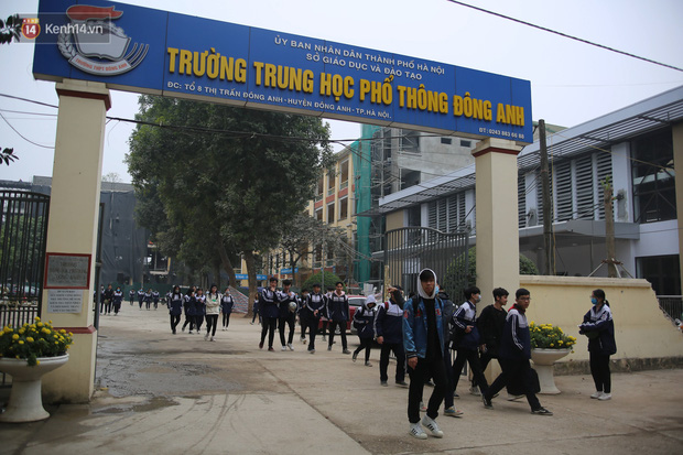Nữ sinh kể lại giây phút kinh hoàng toa tàu lượn vỡ đôi, văng khỏi đường ray: Mở mắt thấy bạn bị khung xe chèn vào bụng, rơi xuống dưới bãi cỏ - 3 Nữ sinh kể lại giây phút kinh hoàng toa tàu lượn vỡ đôi, văng khỏi đường ray: Mở mắt thấy bạn bị khung xe chèn vào bụng, rơi xuống dưới bãi cỏ - 3