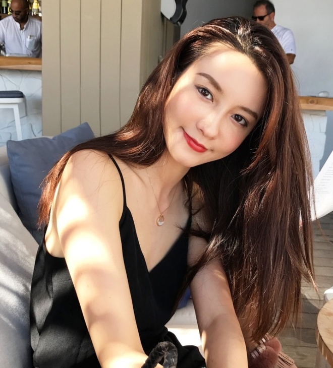 Hết bị đồn chiếm ngôi chính thất, Tuesday vụ ngoại tình với chủ tịch Taobao còn dính vào lùm xùm gian dối tuổi tác Hết bị đồn chiếm ngôi chính thất, Tuesday vụ ngoại tình với chủ tịch Taobao còn dính vào lùm xùm gian dối tuổi tác
