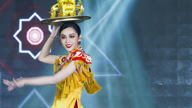 Bán kết Đại Sứ Hoàn Mỹ: Top 6 chính thức lộ diện, số phận của Lương Mỹ Kỳ và Vũ Thu Phương gây choáng - 26 Bán kết Đại Sứ Hoàn Mỹ: Top 6 chính thức lộ diện, số phận của Lương Mỹ Kỳ và Vũ Thu Phương gây choáng - 26