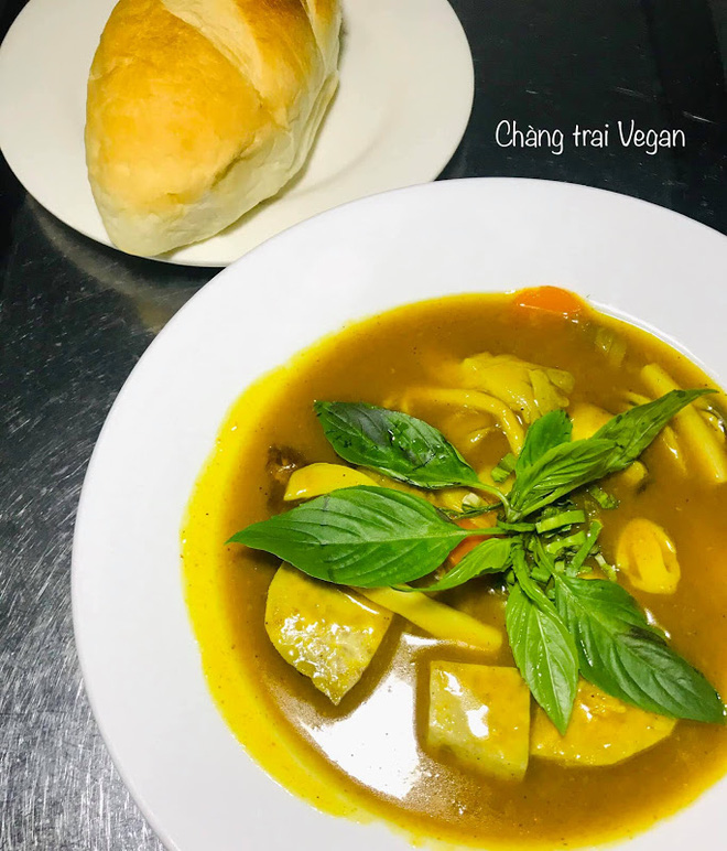 Chàng kiến trúc sư khoe mâm cơm chay tự nấu, chị em ngay lập tức 'mất liêm sỉ' lao vào nhận làm chồng! - 6 Chàng kiến trúc sư khoe mâm cơm chay tự nấu, chị em ngay lập tức 'mất liêm sỉ' lao vào nhận làm chồng! - 6