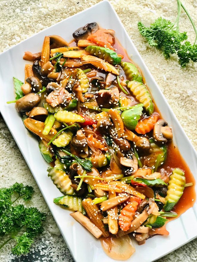 Chàng kiến trúc sư khoe mâm cơm chay tự nấu, chị em ngay lập tức 'mất liêm sỉ' lao vào nhận làm chồng! - 5 Chàng kiến trúc sư khoe mâm cơm chay tự nấu, chị em ngay lập tức 'mất liêm sỉ' lao vào nhận làm chồng! - 5