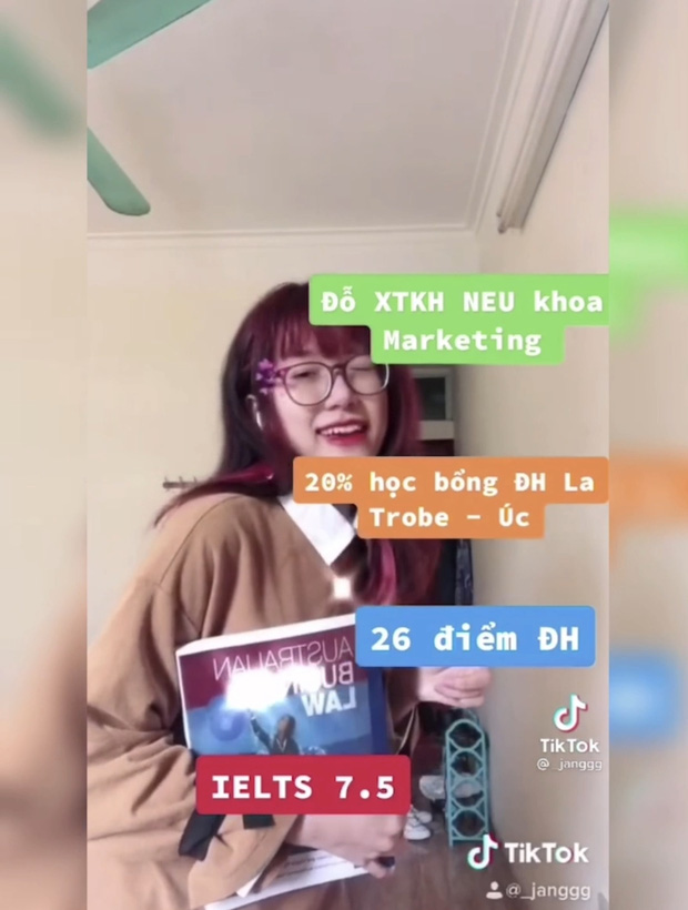 Đập tan định kiến 'con nhà giàu, sống ảo, học dốt', hội nữ sinh đu trend khoe profile khủng, thu nhập hơn trăm triệu mỗi tháng - 3 Đập tan định kiến 'con nhà giàu, sống ảo, học dốt', hội nữ sinh đu trend khoe profile khủng, thu nhập hơn trăm triệu mỗi tháng - 3