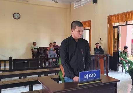 Giết người tình đồng tính của mẹ chỉ vì 1 con chó Giết người tình đồng tính của mẹ chỉ vì 1 con chó