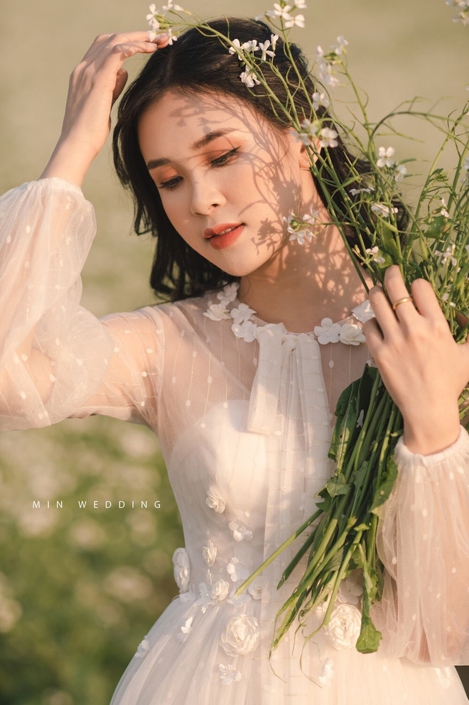 Á khôi Sinh viên Việt Nam từ chối đại gia ngỏ lời 'giúp đỡ' thăng tiến - 3 Á khôi Sinh viên Việt Nam từ chối đại gia ngỏ lời 'giúp đỡ' thăng tiến - 3