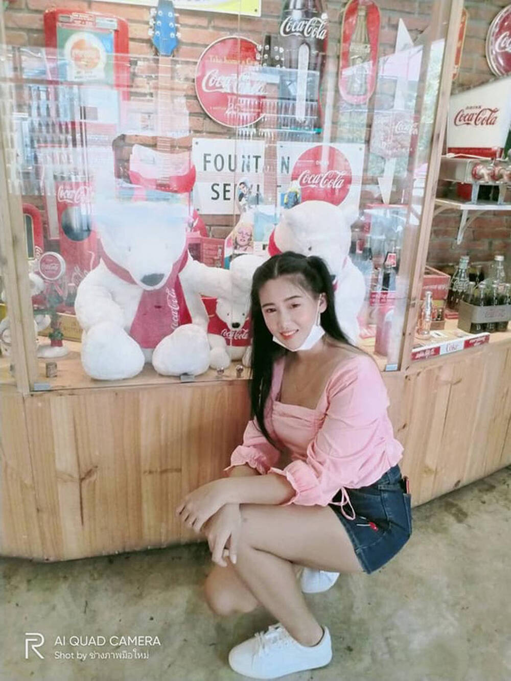 Cuộc hôn nhân không như mơ của chàng trai 'mặt quỷ' và 'vợ tiên' - 1 Cuộc hôn nhân không như mơ của chàng trai 'mặt quỷ' và 'vợ tiên' - 1