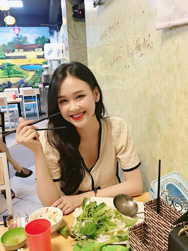 Á khôi Sinh viên Việt Nam từ chối đại gia ngỏ lời 'giúp đỡ' thăng tiến - 9 Á khôi Sinh viên Việt Nam từ chối đại gia ngỏ lời 'giúp đỡ' thăng tiến - 9
