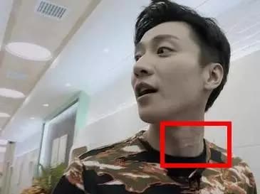 Bí ẩn cái chết của Kiều Nhậm Lương bất ngờ rung chuyển Cbiz trong đêm, kẻ thù ác chính là thiếu gia giàu số 1 Trung Quốc? - 1 Bí ẩn cái chết của Kiều Nhậm Lương bất ngờ rung chuyển Cbiz trong đêm, kẻ thù ác chính là thiếu gia giàu số 1 Trung Quốc? - 1