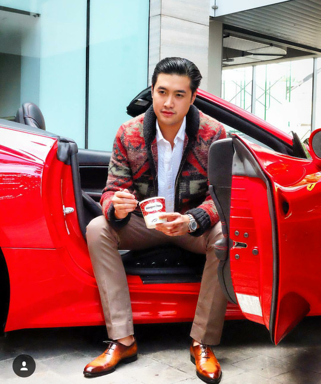 Vợ thiếu gia giàu nhất Indonesia: Từ cô gái nhút nhát đến bà hoàng đồ hiệu, kết hôn chưa chịu sinh con vẫn được chiều chuộng hết mực - 3 Vợ thiếu gia giàu nhất Indonesia: Từ cô gái nhút nhát đến bà hoàng đồ hiệu, kết hôn chưa chịu sinh con vẫn được chiều chuộng hết mực - 3