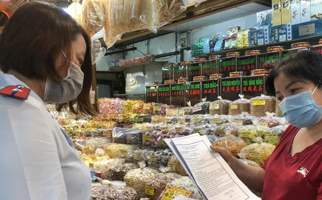 Bán hàng có 'chứng minh thư' ở TPHCM Bán hàng có 'chứng minh thư' ở TPHCM