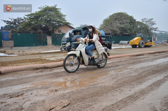 Công trình ngổn ngang tại con đường dài 1,3km 'treo' gần 20 năm giữa Thủ đô khiến người dân khó chịu khi đi qua - 12 Công trình ngổn ngang tại con đường dài 1,3km 'treo' gần 20 năm giữa Thủ đô khiến người dân khó chịu khi đi qua - 12