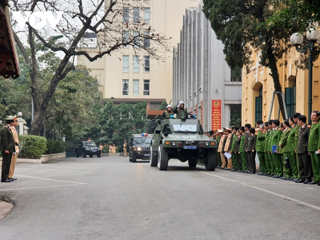 Triển khai nhiều vòng, nhiều lớp, bảo đảm tuyệt đối an toàn Đại hội Đảng XIII - 4 Triển khai nhiều vòng, nhiều lớp, bảo đảm tuyệt đối an toàn Đại hội Đảng XIII - 4