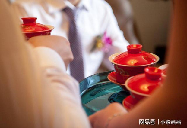 Đến ra mắt gia đình bạn trai, cô gái nhìn thấy món ăn được tiếp đãi lập tức bỏ về và đòi chia tay, được dân mạng ủng hộ nhiệt liệt - 1 Đến ra mắt gia đình bạn trai, cô gái nhìn thấy món ăn được tiếp đãi lập tức bỏ về và đòi chia tay, được dân mạng ủng hộ nhiệt liệt - 1