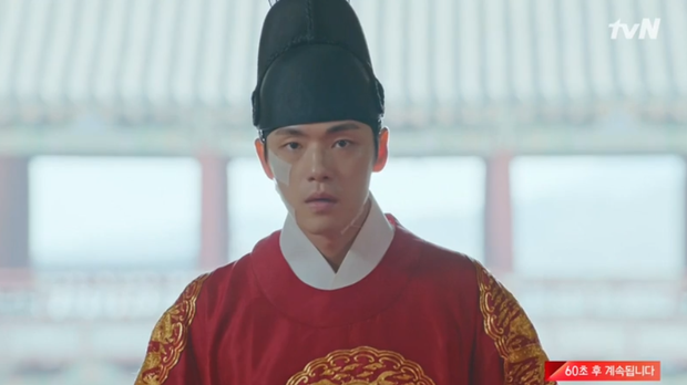 Tưởng Kim Jung Hyun là gái xinh, Shin Hye Sun chủ động đưa 'anh thượng'lên giường ở Mr. Queen tập 13 - 3 Tưởng Kim Jung Hyun là gái xinh, Shin Hye Sun chủ động đưa 'anh thượng'lên giường ở Mr. Queen tập 13 - 3