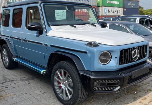 Lộ diện Mercedes-AMG G 63 của Nguyễn Quốc Cường vừa kịp về nước 'chơi' Tết: Màu sơn độc trị giá cả trăm triệu, sau nửa năm mới có hàng - 1 Lộ diện Mercedes-AMG G 63 của Nguyễn Quốc Cường vừa kịp về nước 'chơi' Tết: Màu sơn độc trị giá cả trăm triệu, sau nửa năm mới có hàng - 1