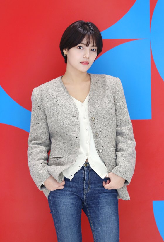 Kbiz chấn động trước thông tin nữ diễn viên Song Yoo Jung tự tử ở tuổi 26 - 1 Kbiz chấn động trước thông tin nữ diễn viên Song Yoo Jung tự tử ở tuổi 26 - 1