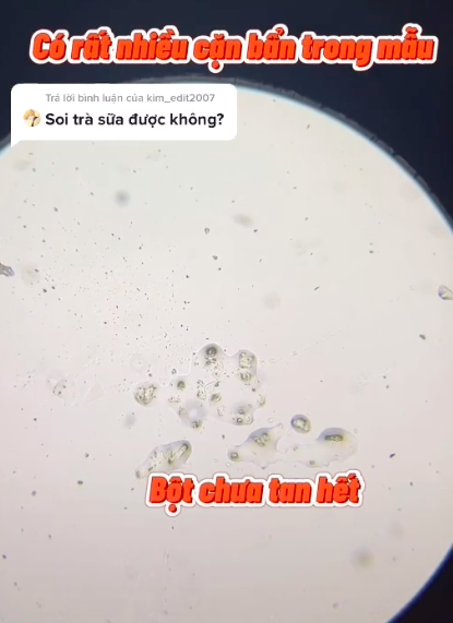 Thử soi trà sữa vỉa hè dưới kính hiển vi: TikToker nhận về 7 triệu view trong một ngày, khiến hàng ngàn người sợ hãi không dám uống - 2 Thử soi trà sữa vỉa hè dưới kính hiển vi: TikToker nhận về 7 triệu view trong một ngày, khiến hàng ngàn người sợ hãi không dám uống - 2