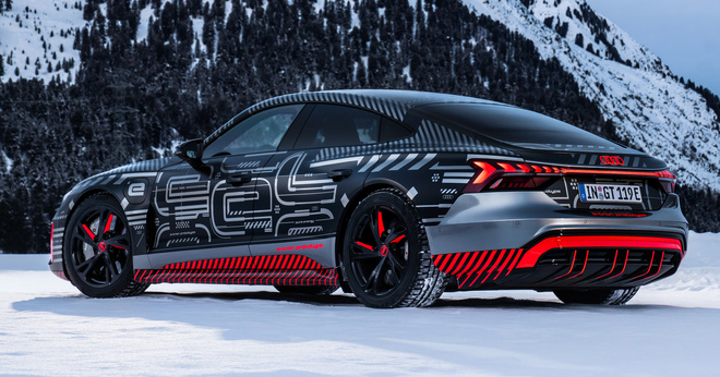 Audi E-Tron GT - Kỳ phùng địch thủ Porsche Taycan chốt lịch ra mắt đầu tháng 2 - 2 Audi E-Tron GT - Kỳ phùng địch thủ Porsche Taycan chốt lịch ra mắt đầu tháng 2 - 2