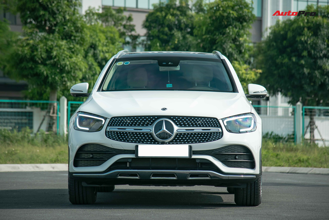 Rẻ hơn nửa tỷ, chọn Mercedes-Benz GLC 300 lắp ráp hay BMW X3 xDrive30i nhập 'full option'? - 12 Rẻ hơn nửa tỷ, chọn Mercedes-Benz GLC 300 lắp ráp hay BMW X3 xDrive30i nhập 'full option'? - 12