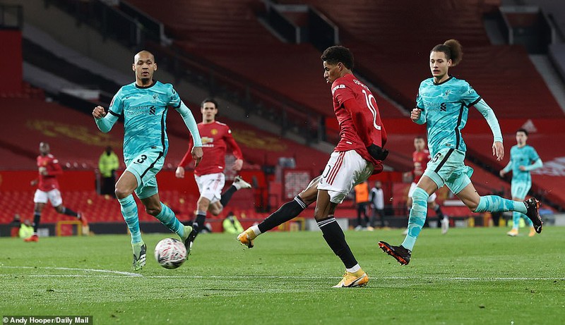 Lội ngược dòng kịch tính, MU loại Liverpool khỏi FA Cup - 2 Lội ngược dòng kịch tính, MU loại Liverpool khỏi FA Cup - 2