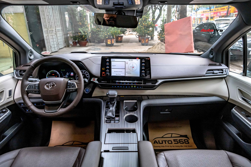 Chi tiết Toyota Sienna 2021 đầu tiên Việt Nam: Ngoài hầm hố như SUV, trong sang xịn chuẩn minivan cho nhà giàu - 9 Chi tiết Toyota Sienna 2021 đầu tiên Việt Nam: Ngoài hầm hố như SUV, trong sang xịn chuẩn minivan cho nhà giàu - 9