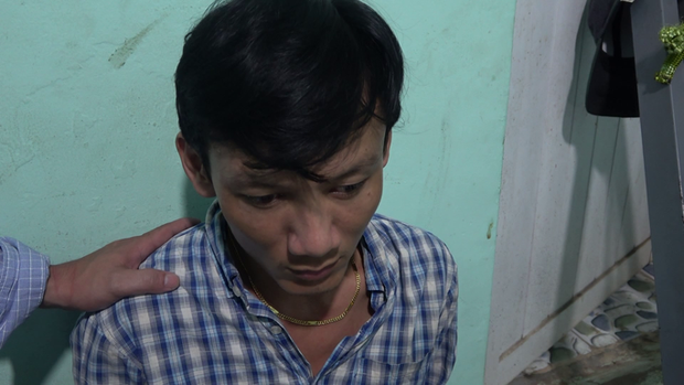 CLIP: Phá ổ ma túy 'khủng' ở Tiền Giang do 1 phụ nữ 61 tuổi cầm đầu - 1 CLIP: Phá ổ ma túy 'khủng' ở Tiền Giang do 1 phụ nữ 61 tuổi cầm đầu - 1