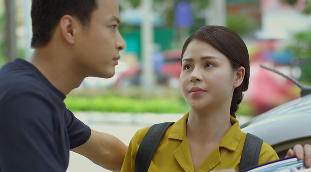 Hướng Dương Ngược Nắng tập 19: Con gái tiểu tam đòi 'xử' chính thất vì khiến mẹ suýt tự tử Hướng Dương Ngược Nắng tập 19: Con gái tiểu tam đòi 'xử' chính thất vì khiến mẹ suýt tự tử
