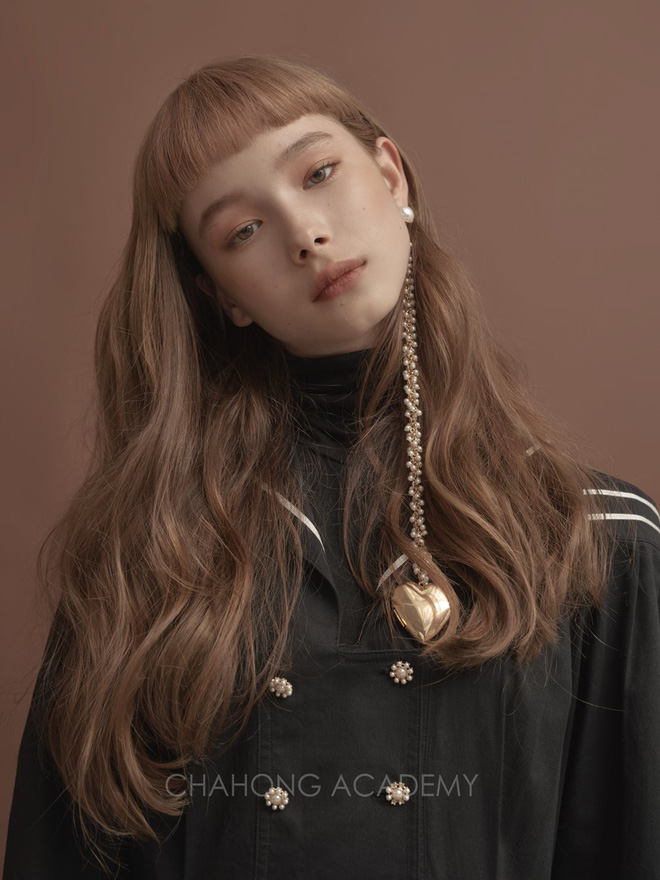 Hair stylist người Hàn mách chọn màu tóc hợp với tông da mỗi người, hóa ra đây lại là cách đơn giản nhất để F5 nhan sắc - 2 Hair stylist người Hàn mách chọn màu tóc hợp với tông da mỗi người, hóa ra đây lại là cách đơn giản nhất để F5 nhan sắc - 2