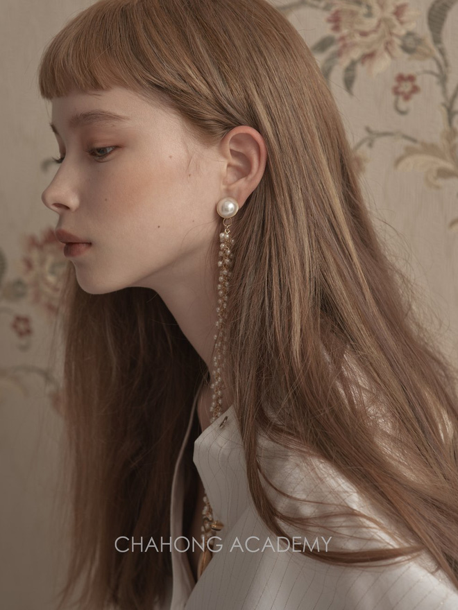 Hair stylist người Hàn mách chọn màu tóc hợp với tông da mỗi người, hóa ra đây lại là cách đơn giản nhất để F5 nhan sắc - 1 Hair stylist người Hàn mách chọn màu tóc hợp với tông da mỗi người, hóa ra đây lại là cách đơn giản nhất để F5 nhan sắc - 1
