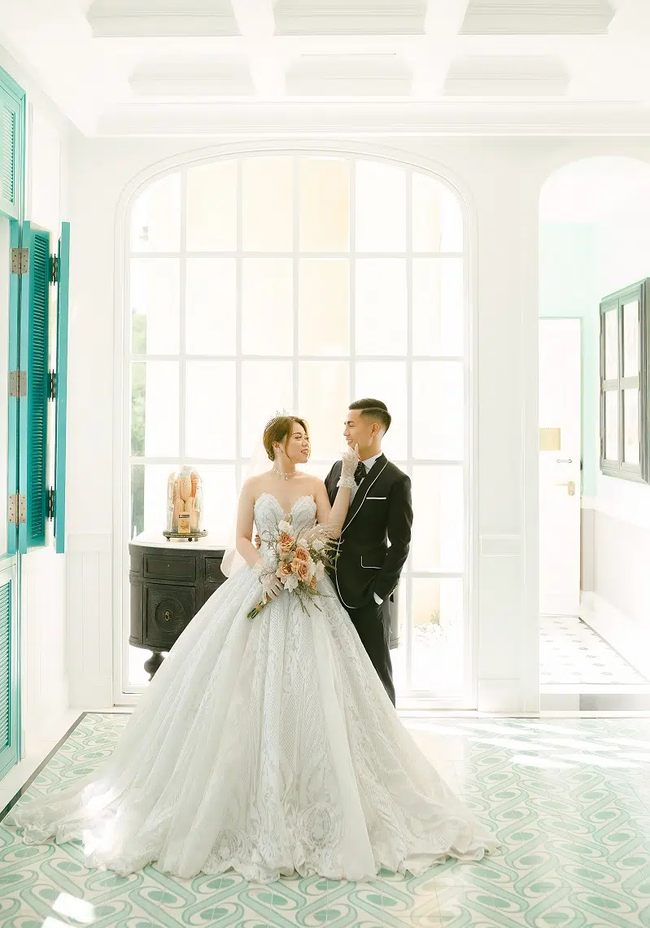 Không tin nổi khi cô dâu trong đám cưới tiền tỷ với dàn xe rước dâu 300 ô tô sang xịn ở Bắc Ninh tiết lộ bất ngờ về thân phận của chú rể - 11 Không tin nổi khi cô dâu trong đám cưới tiền tỷ với dàn xe rước dâu 300 ô tô sang xịn ở Bắc Ninh tiết lộ bất ngờ về thân phận của chú rể - 11