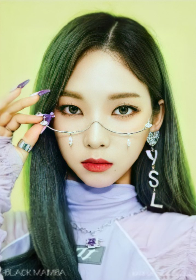 Biến căng: Nam thần Kpop mới nổi lộ status chê bai nhan sắc Hyeri (Reply 1988), fan bênh nhưng còn gây tranh cãi hơn - 8 Biến căng: Nam thần Kpop mới nổi lộ status chê bai nhan sắc Hyeri (Reply 1988), fan bênh nhưng còn gây tranh cãi hơn - 8