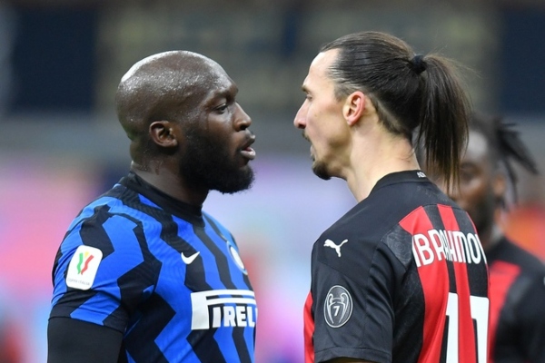 Ibra mắng Lukaku là 'đồ con lừa', cả hai có màn 'đấu võ mồm' vô cùng gay gắt Ibra mắng Lukaku là 'đồ con lừa', cả hai có màn 'đấu võ mồm' vô cùng gay gắt