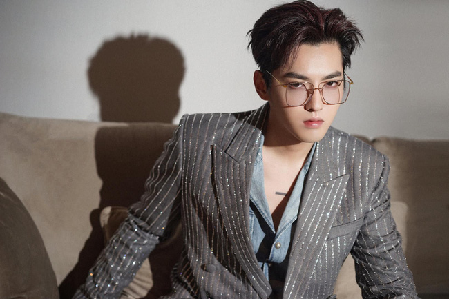 Sự kiện quy tụ dàn nam thần 'hot' nhất Cbiz: Ngô Diệc Phàm chiếm spotlight với vẻ bad boy, Trần Vỹ Đình nam tính ngời ngời Sự kiện quy tụ dàn nam thần 'hot' nhất Cbiz: Ngô Diệc Phàm chiếm spotlight với vẻ bad boy, Trần Vỹ Đình nam tính ngời ngời