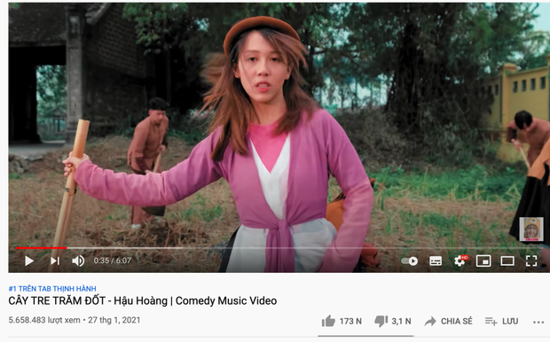 Hậu Hoàng lại đạt top 1 trending YouTube nhưng người hâm mộ chỉ chú ý một sự trùng hợp thú vị Hậu Hoàng lại đạt top 1 trending YouTube nhưng người hâm mộ chỉ chú ý một sự trùng hợp thú vị