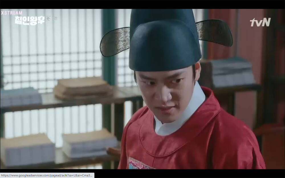 'Mr. Queen' tập 17: Kim Jung Hyun từ bỏ mạng sống để cứu mẹ con Shin Hye Sun, cuộc chia tay số phận? - 8 'Mr. Queen' tập 17: Kim Jung Hyun từ bỏ mạng sống để cứu mẹ con Shin Hye Sun, cuộc chia tay số phận? - 8