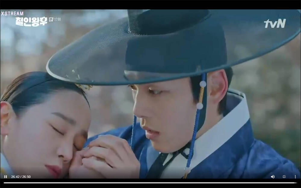 'Mr. Queen' tập 17: Kim Jung Hyun từ bỏ mạng sống để cứu mẹ con Shin Hye Sun, cuộc chia tay số phận? - 18 'Mr. Queen' tập 17: Kim Jung Hyun từ bỏ mạng sống để cứu mẹ con Shin Hye Sun, cuộc chia tay số phận? - 18