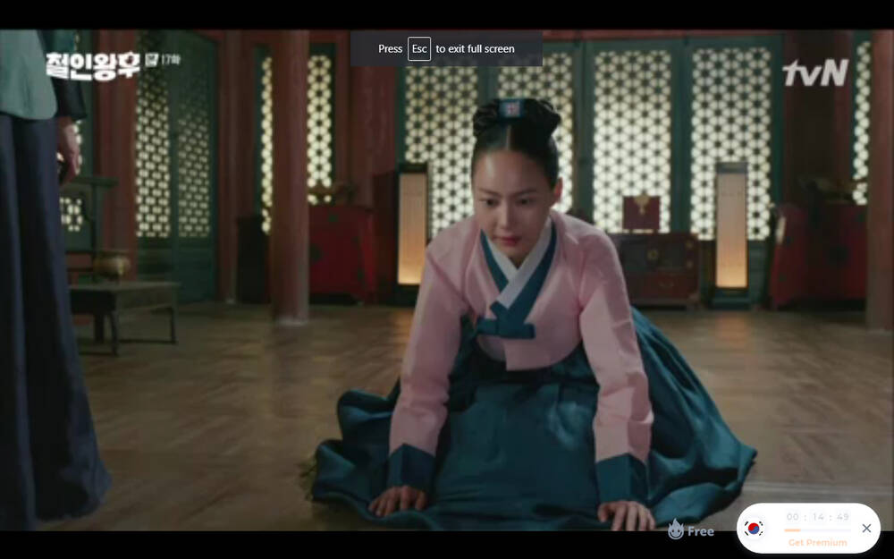 'Mr. Queen' tập 17: Kim Jung Hyun từ bỏ mạng sống để cứu mẹ con Shin Hye Sun, cuộc chia tay số phận? - 23 'Mr. Queen' tập 17: Kim Jung Hyun từ bỏ mạng sống để cứu mẹ con Shin Hye Sun, cuộc chia tay số phận? - 23