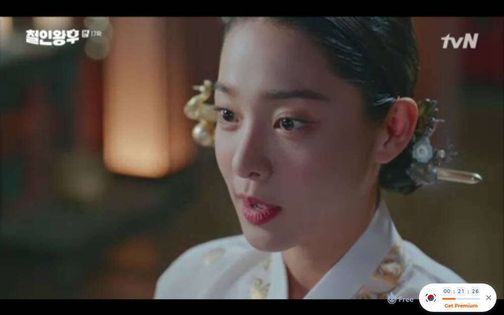 'Mr. Queen' tập 17: Kim Jung Hyun từ bỏ mạng sống để cứu mẹ con Shin Hye Sun, cuộc chia tay số phận? - 33 'Mr. Queen' tập 17: Kim Jung Hyun từ bỏ mạng sống để cứu mẹ con Shin Hye Sun, cuộc chia tay số phận? - 33