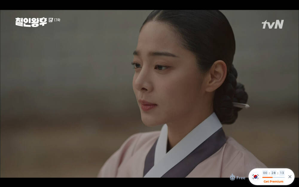 'Mr. Queen' tập 17: Kim Jung Hyun từ bỏ mạng sống để cứu mẹ con Shin Hye Sun, cuộc chia tay số phận? - 40 'Mr. Queen' tập 17: Kim Jung Hyun từ bỏ mạng sống để cứu mẹ con Shin Hye Sun, cuộc chia tay số phận? - 40