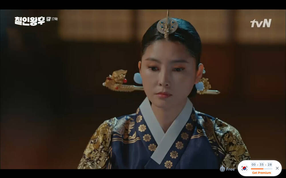 'Mr. Queen' tập 17: Kim Jung Hyun từ bỏ mạng sống để cứu mẹ con Shin Hye Sun, cuộc chia tay số phận? - 43 'Mr. Queen' tập 17: Kim Jung Hyun từ bỏ mạng sống để cứu mẹ con Shin Hye Sun, cuộc chia tay số phận? - 43