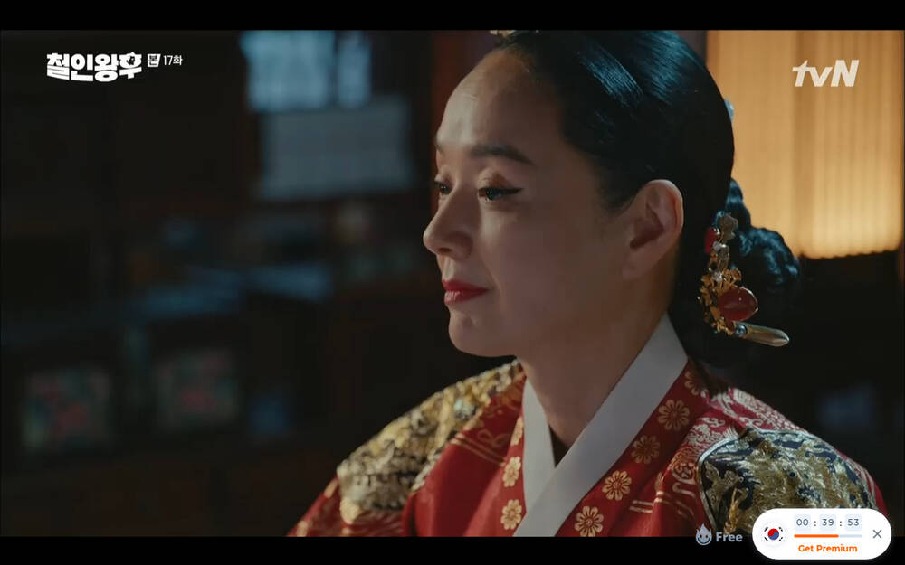 'Mr. Queen' tập 17: Kim Jung Hyun từ bỏ mạng sống để cứu mẹ con Shin Hye Sun, cuộc chia tay số phận? - 45 'Mr. Queen' tập 17: Kim Jung Hyun từ bỏ mạng sống để cứu mẹ con Shin Hye Sun, cuộc chia tay số phận? - 45